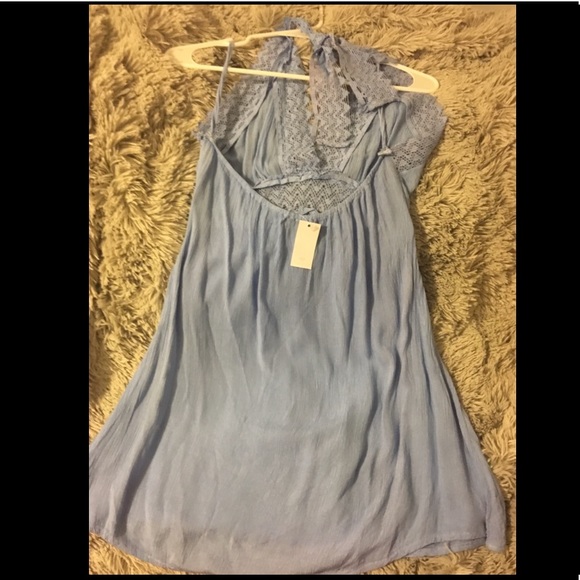 Light purple/blue lace halter beach cover up! - Picture 4 of 4